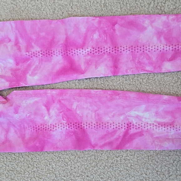 Free People Movment Good Karma Tie-Dye Leggings In Vivacious Pink Size XS/Small - Picture 9 of 11